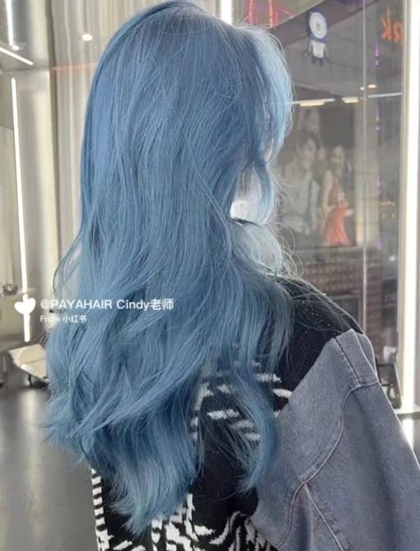 Korean Hair Color Blue, Silver Blue Hair Color, Frosty Blue Hair, Light Purple Hair Aesthetic, Blue Korean Hair, Light Blue And Black Hair, Korean Blue Hair, Baby Blue Hair Color, Light Blue Hair Aesthetic