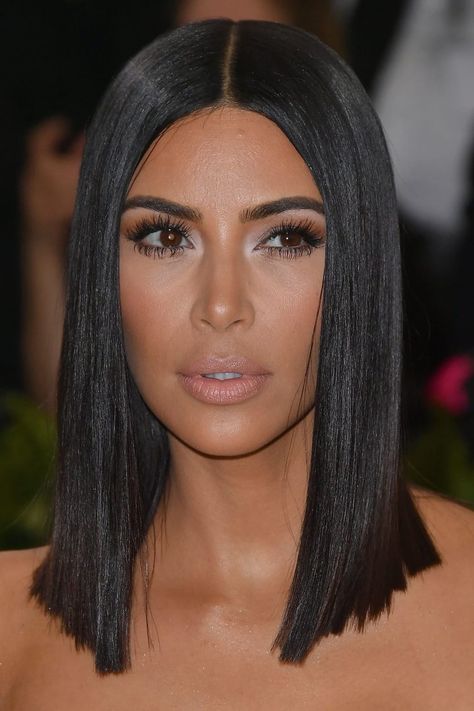 Kim Kardashian, Before and After | The Skincare Edit Kim Kardashian Before, One Length Haircuts, One Length Hair, Kim Kardashian Hair, Kardashian Hair, Long Bob Haircuts, Celebrity Hair Stylist, Medium Hair Cuts, Shoulder Length Hair