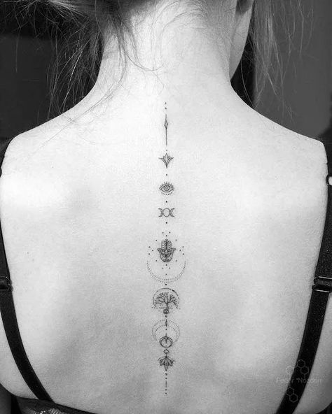 Tattoo Espalda Mujer, Life Tattoo Ideas, Tattoos Infinity, Inspiration Tattoo, Geometric Tattoo Design, Tattoos Geometric, Spine Tattoos For Women, Tattoos Skull, Tree Of Life Tattoo