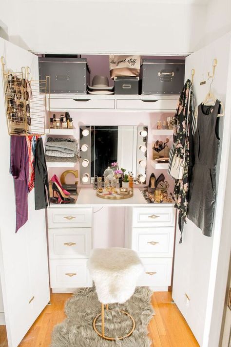 Closet Vanity Ideas, Small Closet Room, Closet Conversion, Ikea Closet Hack, Cleaning Closet Organization, Closet Transformation, Closet Vanity, Ikea Closet, Closet Hacks