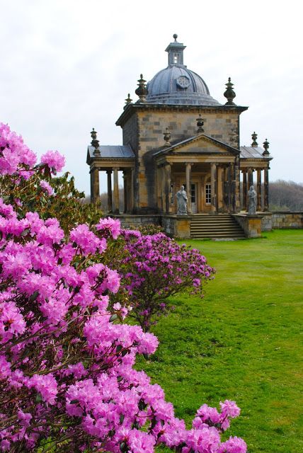 Castle Howard:  The cube, with dome and porticos was originally called the Temple of Diana Dome Castle, Residence Architecture, The Four Winds, Castle Howard, Four Winds, Chateau France, England And Scotland, Beautiful Castles, Garden House