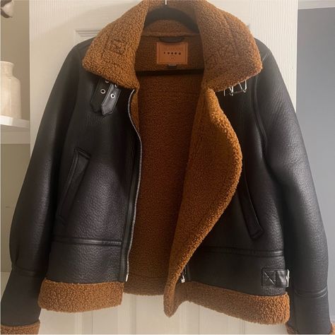 Blanknyc Faux Leather Jacket Faux Fur Wool Shearling Jacket Black Brown Size Medium Nwot Chilly Fits, Black Aviator Jacket, Thrift Inspo, Leather Jacket Women, Cowgirl Fashion, Black Faux Leather Jacket, Fall Fit, Brown Leather Jacket, Faux Leather Jacket