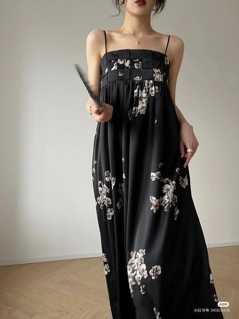 Shadow Flower, Japanese Style Clothing, Plum Blossoms, Sleeveless Skirt, Retro Print, Modest Fashion Outfits, Vogue Fashion, Loose Dress, Harajuku Fashion