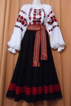 Womens Ukrainian Costume Traditional Mexican Clothing, Mexican Traditional Clothing, Russian Traditional Dress, Slavic Clothing, Ukrainian Vyshyvanka, Russian Clothing, Ukrainian Clothing, Ukrainian Dress, Folk Clothing