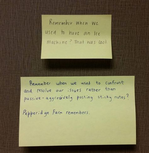 26 Clever Office Notes You Wish Your Coworkers Left You Notes For Coworkers, Pranks For Coworkers, Passive Aggressive Quotes, Co Worker Leaving, Funny Notes, Office Pranks, Office Notes, Funny Note, Kind Reminder