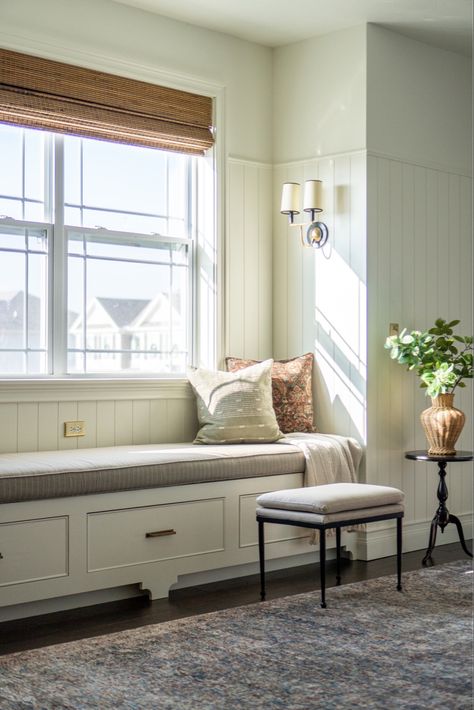 Window Sitting Area Bench Seat Master Bedrooms, Ottoman By Window, Window Ottoman Benches, Window Bench Seat Bedroom, Window Bench Seat Kitchen, Window Seat Ideas Bedroom, Window Ottoman, Bedroom Window Bench, Finish Attic