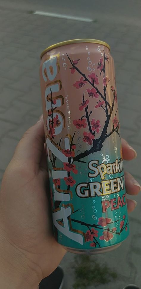 😋😋❤❤ Arizona Peach Tea, Arizona Green Tea Aesthetic, Arizona Iced Tea Aesthetic, Arizona Tea Aesthetic, Sparkling Green Tea, Arizona Juice, Arizona Drink, Arizona Tea Can, Yellow Kanken