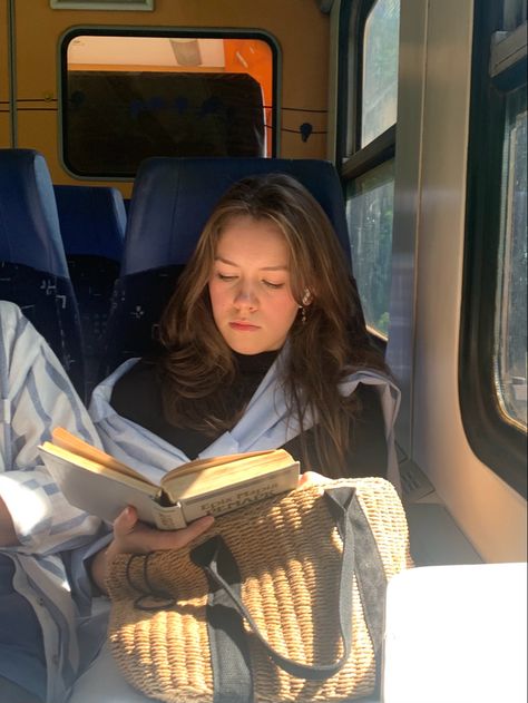 Reading On Train, Aesthetic Traveling, Site Icon, Intelligent Change, Girl Reading Book, Abercrombie Girls, Women Reading, Books To Read For Women, Aesthetic Photoshoot