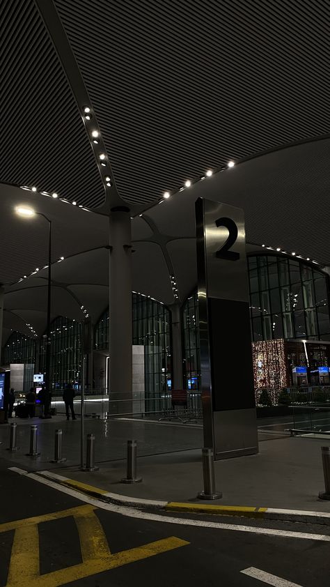 aesthetics Iran Airport Fake Story, Airport Wallpaper Aesthetic, Istanbul Airport Fake Story, Airport Aesthetic Night, Turkish Airport, Aviation Motivation, Airport At Night, Travel Video Ideas, Airport Vibes