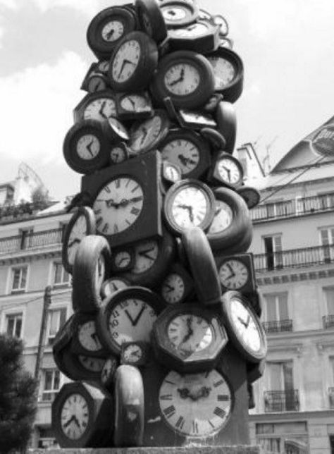 Top 10 Crazy And Unusual Clock Towers Water Clock, Picture Clock, Big Ben Clock, Unusual Clocks, Pick Up Sticks, Trip To London, Sundials, Old Clocks, Large Clock