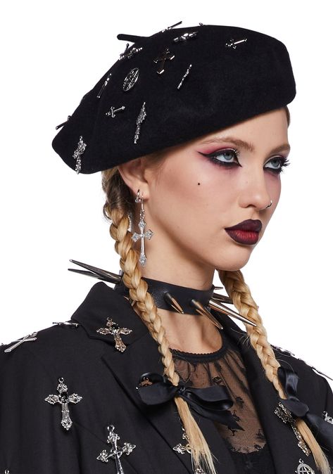 Goth Aesthetic Clothing, Diy Goth Shirt, Goth Metal Aesthetic, Boots Black Aesthetic, Beret Aesthetic, Punk Goth Outfits, Goth Hat, Beret Outfit, Dolls Kill Outfits