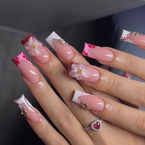 Pink Freestyle Nails, Basic Pink Nails, Purple Nails With Flowers, Cute Pink Nail Ideas, 2000s Nails Acrylic, Pink Nail Ideas, Wow Nails, Colored Acrylic Nails, Girly Acrylic Nails