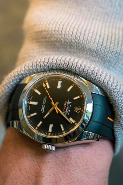 #TBT @wrist_wonders wearing @rubberb_official Vulchromatic® strap for Rolex Milgauss giving us all the fall vibes🍁 What do you guys think of this combo? Tudor Watches, Rolex Milgauss, Swiss Luxury Watches, Swiss Luxury, Swiss Made Watches, New Rolex, Luxury Watch Brands, Rubber Watches, Watch Straps