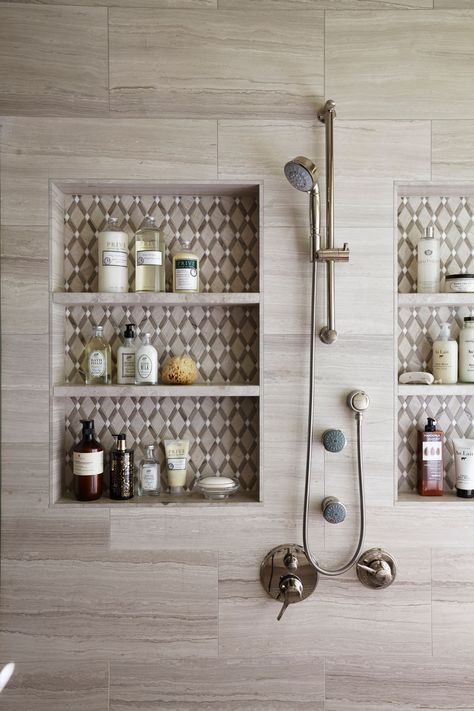 Honeycomb Tiles Bathroom, Bathroom Niche Design, Shower Niche Tile Ideas, Wooden Shower Bench, Bathroom Niche Ideas, Storage Decor Ideas, Bathroom Closet Remodel, Shower Niche Ideas, Wall Niche Ideas