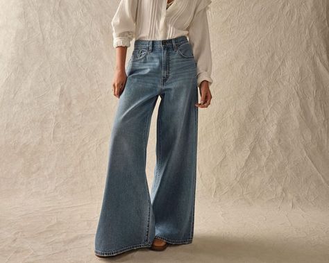 Ultra Wide Leg Jeans, Wide Leg Jeans Outfits, Wide Legged Jeans, Cropped Wide Leg Jeans, Jeans Outfits, Tapered Leg Jeans, Know It All, Ultra Wide, Cropped Flare Jeans