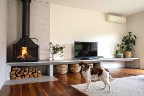 Stove Fireplace Ideas, Coastal Fireplaces, Fireplace Hearth Ideas, Wood Burning Stoves Living Room, Concrete Studio, Standing Fireplace, Fire Wall, Classic Fireplace, Wood Stove Fireplace