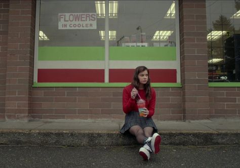 The Edge Of Seventeen, Septième Art, I Love Cinema, Movie Shots, Film Inspiration, Hailee Steinfeld, Love Movie, Coming Of Age, Film Aesthetic