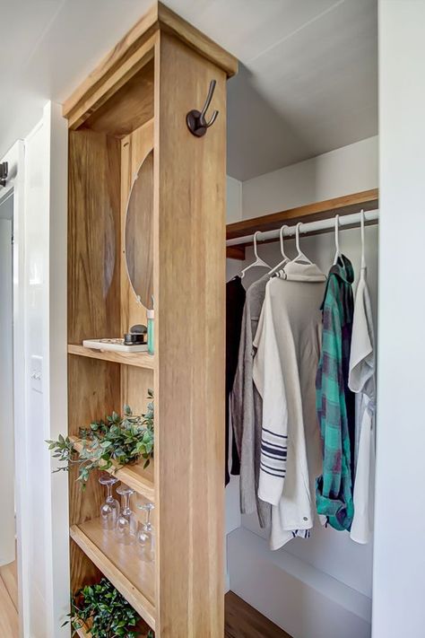 Tiny House Closet Ideas, House Storage Ideas, Tiny House Storage Ideas, Tiny House Closet, Small House Storage, House Closet, Tiny House Bedroom, Tiny House Stairs, House Storage