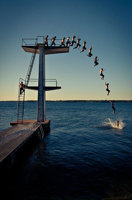 CHRIS - Graphic sequence is shown by the man jumping off the board. Gravity is clearly playing a part on his vertical motion and parabolic trajectory. So it also has a relation to projectile motion, the motion of a ball or object slowing falling onto the ground. Here it is clear that the photograph has been edited. Overlaying the images creates the sequence of the moments occurring while the man leaped off; we are shown the sequential moments. Physical Editing Photography, Projectile Motion Physics, Projectile Motion, Man Jumping, Motion Photo, Irregular Past Tense Verbs, Physics Classroom, Love Quotes For Wedding, Algebra 2