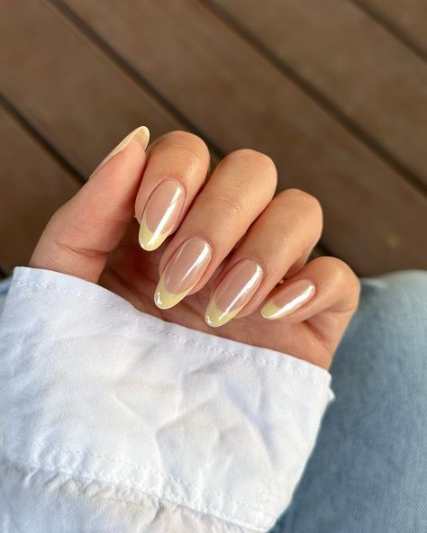 butter yellow french chrome 🧈✨💛💛 @opi put it in neutral (base), blinded by the ring light, & tin man chrome powder ~ frm @beyondpolish , i… | Instagram Yellow French, Yellow Nails Design, Fake Nails Designs, Romantic Nails, Almond Shape Nails, Chrome Powder, Almond Nails Designs, Tin Man, Butter Yellow