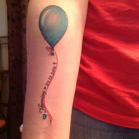 This is the tattoo I got, my own drawing by synnovekri, via Flickr Fingerprint Balloon Tattoo, Balloon Tattoos With Names, Minimalist Balloon Tattoo, Fine Line Balloon Tattoo, Balloon Tattoos For Women, Rope Tattoo, Heart Tat, David Tattoo, Luna Tattoo