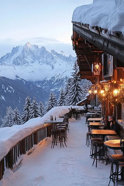 Ski Chalet Aesthetic, Ski Mountain Aesthetic, Chamonix Winter, Alpine Aesthetic, Ski Resort Aesthetic, Apres Ski Bar, Ski Trip Aesthetic, Winter Honeymoon, After Ski