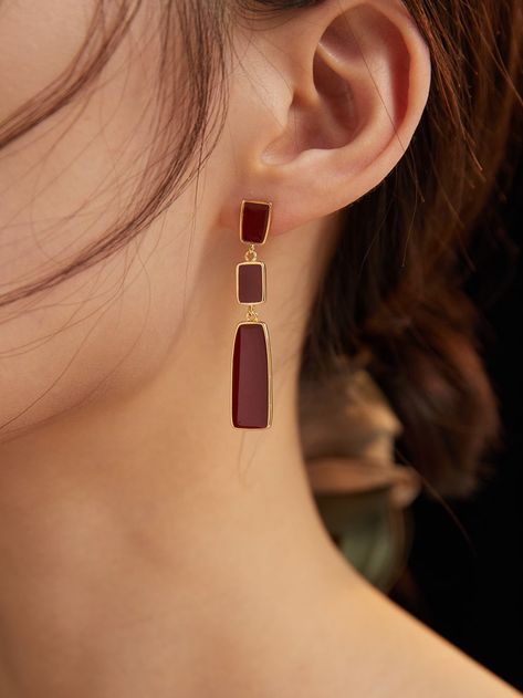 Wine Red Earring Long Chain Drop Earring Maroon Earring - Etsy Burgundy Earrings, Vintage Party, Garnet Earrings, Red Earrings, Enamel Earrings, Accessories Jewelry Earrings, Drop Earring, Estilo Retro, Long Earrings