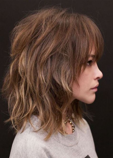 #wigsbuy #Medium Layered Hairstyles Women's Wavy Shag Shaggy Synthetic Capless Wig 18Inch Medium Shaggy Hairstyles, Modern Shag Haircut, Ideas Haircut, Medium Shag Haircuts, Kadeřnické Trendy, Medium Layered Hair, Shag Hairstyles, Shag Haircut, Grunge Hair