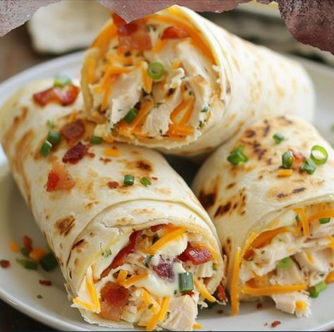 Pumpkin Bread Recipe Healthy, Chicken Bacon Ranch Wrap, Chicken Shredded, Bacon Roll, Chicken Roll Ups, Easy Family Recipes, Roll Ups Recipes, Pre Cooked Chicken, Ranch Recipe