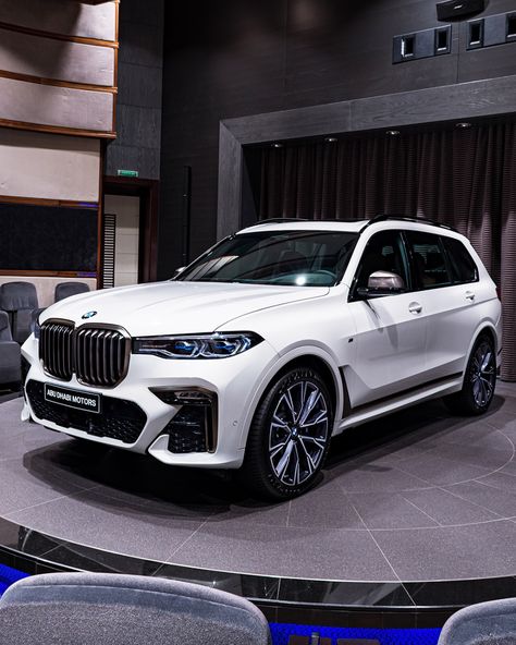 Mom Cars Luxury, Bmw Mom Car, Bmw X8 M Sport, Cool Mom Cars, Mom Cars Suv, Bmw X7 M Sport, Bmw X8, Bmw Jeep, Bmw Truck