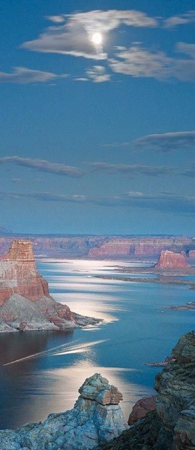 Vedic Culture, Lake Powell Arizona, Lake Powell Utah, Magic Places, Page Arizona, Yoga Philosophy, Lake Powell, George Harrison, Pretty Places