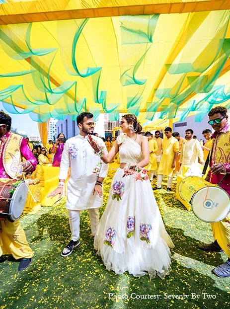 White Haldi Outfit For Bride And Groom, Haldi Couple Dress, Haldi Look For Bride And Groom, Carnival Outfit Indian Wedding, Carnival Bride Outfit, Carnival Theme Indian Wedding Outfit, Haldi Dress For Bride And Groom, Carnival Outfit Ideas Indian Wedding, Carnival Outfit For Bride