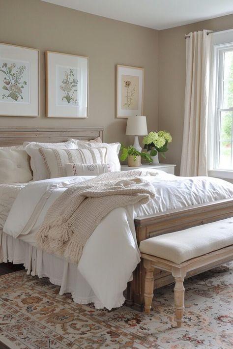 Bedroom Color Schemes Beige, Light Taupe Bedroom, Bedroom Decor Beige Walls, Bedroom Beige Walls, Beige Headboard Bedroom Color Schemes, Beige Comforter Bedroom Ideas, Creamy Bedroom, White And Beige Bedroom, Beige Bedroom Ideas