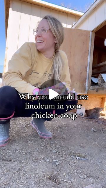 Kristina Langone Nickerson 🇺🇸 homesteading 🌾  food preservation on Instagram: "Top reasons I chose linoleum for inside my chicken coop👇🏼  Cleans off super easy Can be used for years Super durable  Resists moisture much longer than paint Low cost!  Go down to Home Depot and get some $20 linoleum, it’ll save you so much time by cleaning poop off the actual coop floor!   Boots from @hisea_official  #backyardchickens #backyardchicken #backyardchickensofinstagram #backyardchickenslife #backyardchickens🐔 #chickensoninstagram #chickeneggsofinstagram #chickeneggs #chickenegg #whatthecluck #farmlife #farmlifestyle #farmlifebestlife #mygarden #growingtips #greenthumb#ediblegarden #preservingfood  #explorepage #explore #instareels #backyardflock #chickenflock #flockofchickens #chickenfarmer #fa Coop Floor Ideas, Chicken Coop Flooring Ideas, Painting Chicken Coop, Inside Chicken Coop Ideas, Chicken Coop Paint Ideas, Interior Chicken Coop Ideas, Inside Of Chicken Coop Ideas, Easy To Clean Chicken Coop, Chicken Coop Paint