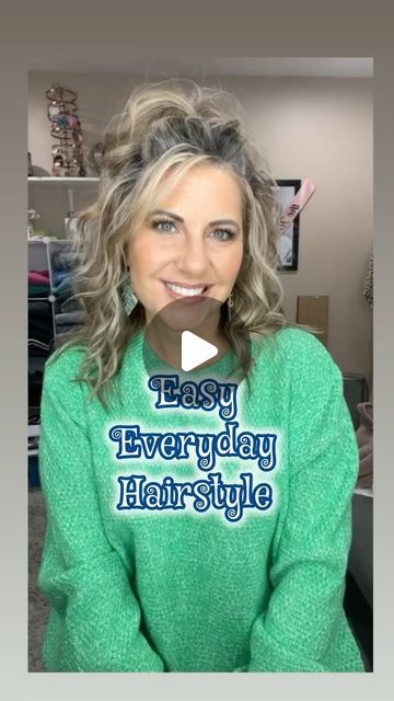 Suzy Turner 🔆 Makeup • Skincare • Hair 🔆 on Instagram: "Simple, easy hairstyle for everyday. Just a simple elastic is all you need and it doesn’t have to be perfect. Imperfection adds character 😉 #hair #hairtutorial #easyhairstyles #wavyhair #simplehairstyles #hairtips #seintartist #hairgoals #hairstyles" Deep Waver Hair Hairstyles, Scrunch Hairstyles, Scrunched Hairstyles, Hairstyle For Everyday, Deep Waver, Scrunched Hair, Character Hair, Perfect Imperfection, Easy Everyday Hairstyles