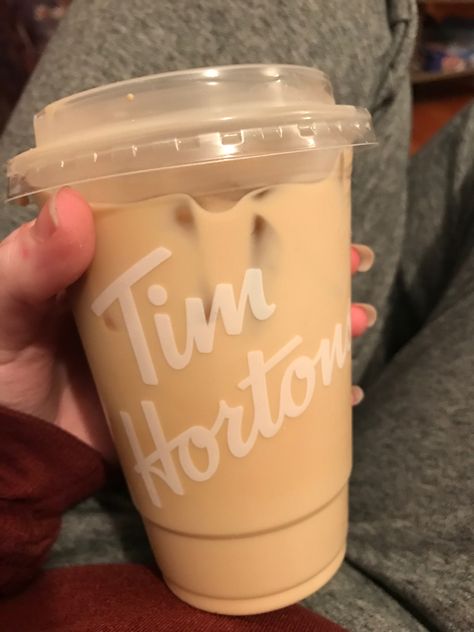 Tim Hortons Iced Coffee, Perfect Iced Coffee, Iced Coffee Recipes, Vanilla Iced Coffee, Iced Coffee Recipe, Coffee Aesthetics, Ma Cherie, Tim Hortons, Ice Coffee Recipe