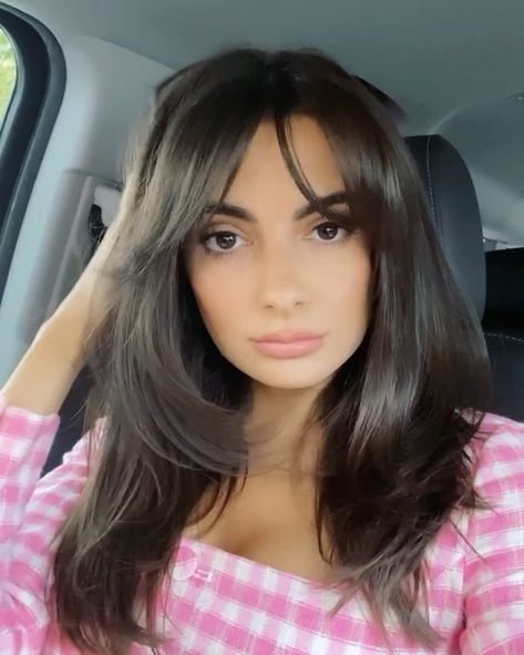 Paige Desorbo Makeup, Messed Up Bangs, Hair Inspo For Brunettes, Paige Desorbo Hair, Hamptons Trip, Paige Desorbo, Brunette Hair Cuts, Hair Winter, Haircut 2022