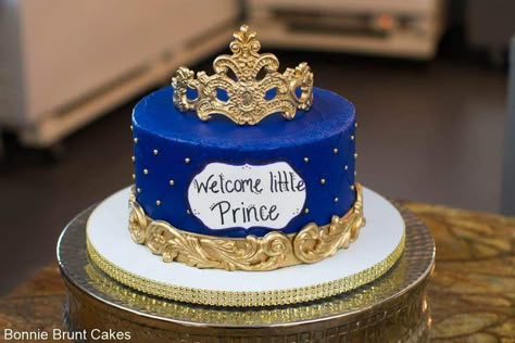 Prince Theme Cake, Royal Prince Cake, Sofia Birthday Cake, Prince Baby Shower Cake, Indian Baby Shower Decorations, Prince Cake, Indian Baby Showers, Rose Gold Wedding Cakes, Prince Birthday Party