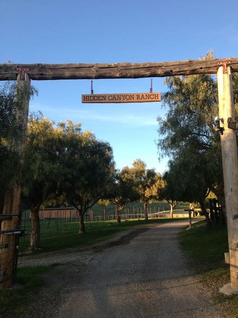 House On Acres Of Land, Western Ranch House, Simple Country Life, Ranch Aesthetic, Elsie Silver, Drømme Liv, Canyon Ranch, Santa Ynez Valley, Farm Lifestyle