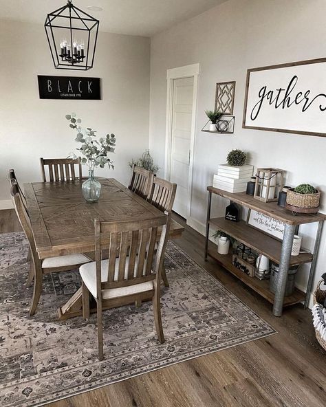 23 Dining Room Wall Décor Ideas to Liven Up Your Space Dining Wall Decor, Farmhouse Dining Rooms Decor, Modern Farmhouse Dining Room, Dining Room Remodel, Modern Farmhouse Dining, Grey Dining Room, Farmhouse Kitchen Tables, Dinning Room Design, House Aesthetic