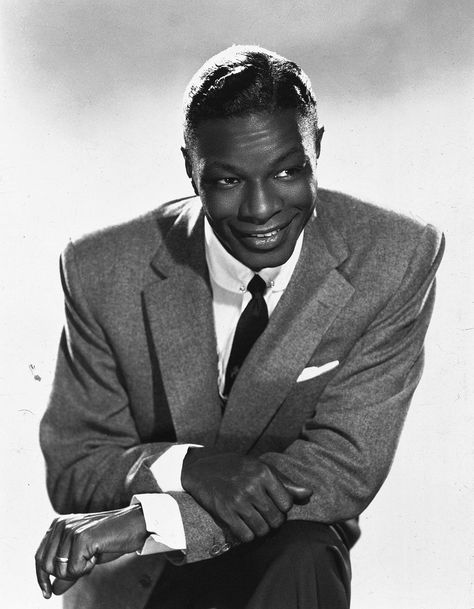 Nat King Cole Natalie Cole, Nat King Cole, Black Hollywood, King Cole, Jazz Blues, Music Icon, Music Legends, White Photo, Old Hollywood