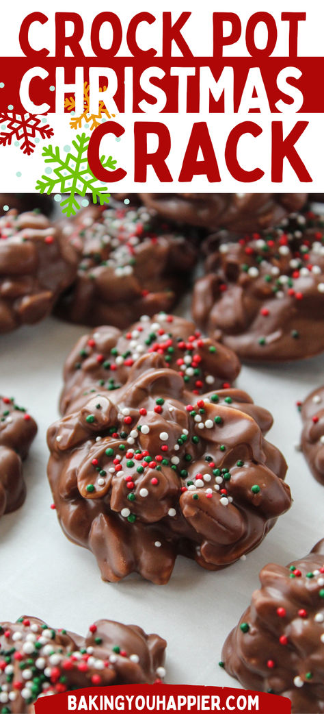 Crock Pot Christmas Crack, a super easy crock pot candy wrapped in smooth chocolate and sprinkled with addictive toffee bits in every bite! Crockpot Candy Recipes, Crockpot Christmas, Crockpot Candy, Dessert Simple, Christmas Candy Recipes, Sweet Cravings, Chocolate Pecan, Candied Pecans, Chocolate Almonds