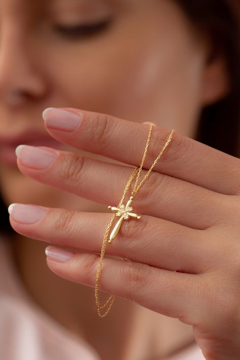 Minimalist Gold Diamond Cross Necklace Pendant for Women or Child, First Communion Confirmation Gift for Her, Religious Christian Jewelry Our gold cross necklaces are perfect choice for a Christmas, Mother's Day, valentine's day, birthday, wedding, anniversary, graduation, engagement, bridesmaid, and best friends gift. It's a good way to show appreciation to your mom, girlfriend, wife, grandmother, grandchildren, daughter, sister, best friend, boss or a co-worker. Also, a special treat just for Cross Dollar Gold Chain, Minimalist Cross Necklace, Christian Mangalsutra Designs, Christian Wedding Jewellery, Christian Thali Designs Gold, Christian Wedding Rings, Cross Gold Necklace, Christian Jewelry For Women, Cross Pendant Necklace Woman