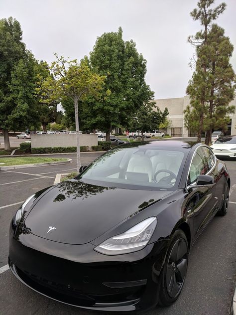 Black Tesla, Tesla Car Models, Kily Jenner, Tesla Accessories, Luxury Car Interior, Tesla Car, Tesla Model X, Best Luxury Cars, Classy Cars