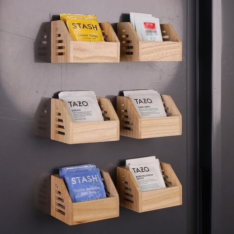 PRICES MAY VARY. 𝐖𝐇𝐀𝐓 𝐈𝐒 𝐈𝐍𝐂𝐋𝐔𝐃𝐄𝐃 - The Package includes 6 tea bag holders. Each tea organizer measures 3.5’’L×2.76’’W×2.76’’H and can hold up to 8 standard size tea bags inside each. You can use your creativity to arrange different shapes on your refrigerator. 𝐄𝐂𝐎−𝐅𝐑𝐈𝐄𝐍𝐃𝐋𝐘 𝐖𝐎𝐎𝐃 𝐌𝐀𝐓𝐄𝐑𝐈𝐀𝐋 - BEARDO DECOR magnetic tea bag organizers are made of natural Paulownia wood, ensuring exceptional durability, impressive toughness, and a crack-free surface. The distinctiv Loose Tea Storage, Tea Cabinet Organization, Drink Packet Organization, Home Tea Bar, Tea Station Ideas Small Spaces, Tea Storage Ideas, Tea Corner Ideas, Tea Shelf, Tiny House Organization