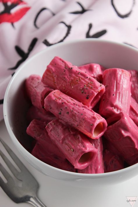 Beet Ricotta Pasta, Valentines Pasta Recipe, Roasted Beet Pasta, Beets Pasta, Vegan Beet Pasta, Roasted Beet Pasta Sauce, Beets Pasta Sauce, Beet Sauce Pasta, Vegan Pink Pasta