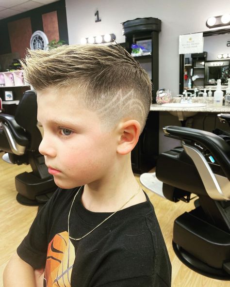 Fohawk Haircut Fade With Design, Toddler Boy Haircut Designs, Lightening Bolt Boy Haircut, Kids Mow Hawks, Fohawk Haircut Fade Kids, Boys Fohawk Haircut Kids, Boys Barber Haircut, Boys Haircut Fine Hair, Fohawk Boys