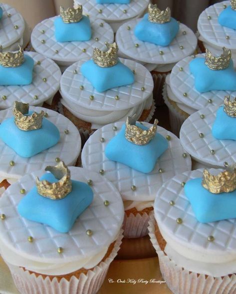 Royal Cupcakes Ideas, Prince Theme Cupcakes, Disney Prince & Princess Party, Cinderella Birthday Cupcakes, Cinderella Cakepops, Prince Theme Cake First Birthdays, Royal Prince Baby Shower Dessert Table, Royal Cupcakes, Cinderella Ball