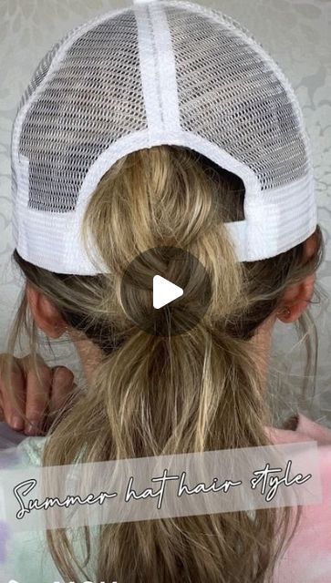 Hairstyles For Hats Women, Hair Through Hat, Hat With Medium Length Hair, Cute Hairstyles With A Cap, How To Style Hair Under A Hat, Golf Tournament Hairstyles, Ball Cap Ponytail, Women’s Golf Hairstyles, Boat Day Hairstyles Medium Hair