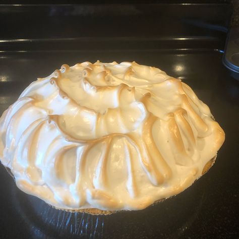 Meringue II Best Meringue Recipe, Easy Meringue Recipe, Meringue Shells, Easy Meringues, Perfect Meringue, Egg White Recipes, Lemon Pound Cake Recipe, Meringue Pie Recipes, Meringue Recipe